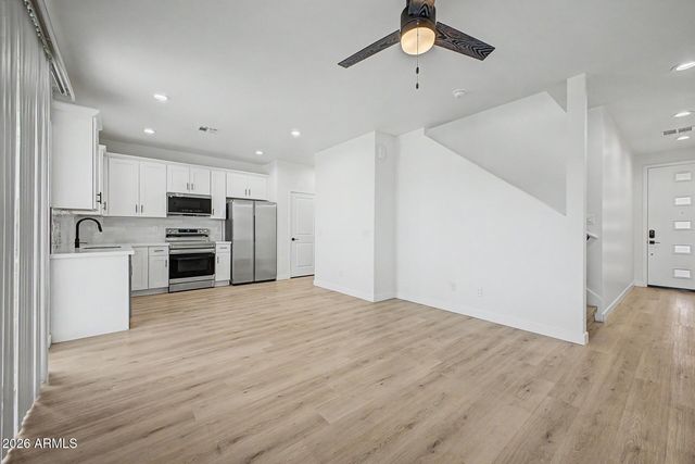 141 W Latona Road, Phoenix, AZ 85041
