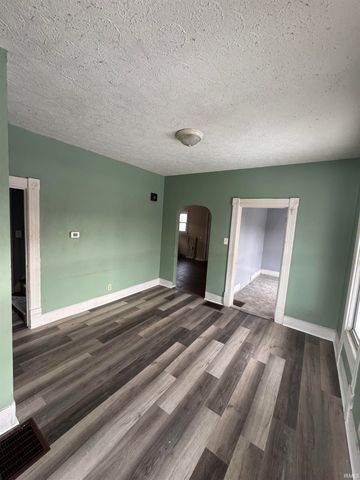 202 N Brookfield Street, South Bend, IN 46628