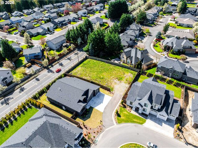 1215 Nw 150TH St, Vancouver, WA 98685