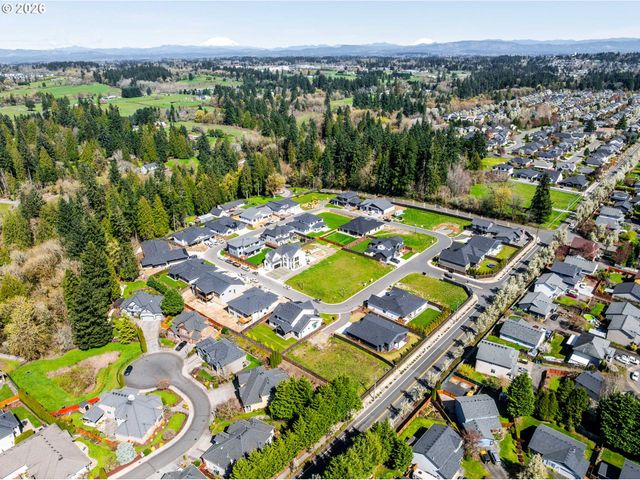 1215 Nw 150TH St, Vancouver, WA 98685