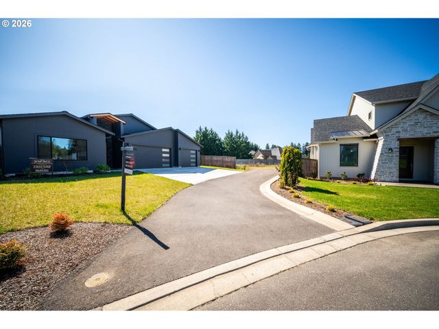 1215 Nw 150TH St, Vancouver, WA 98685