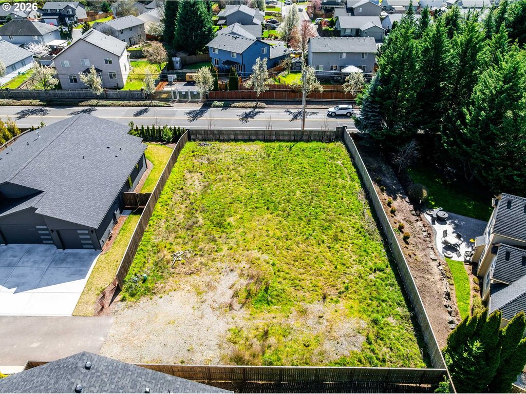 1215 Nw 150TH St, Vancouver, WA 98685