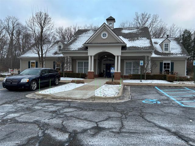25826 Maritime Circle N 60, Harrison Charter Township, MI 48045