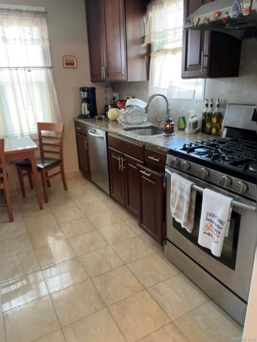 4223 189th Street, Flushing, NY 11358