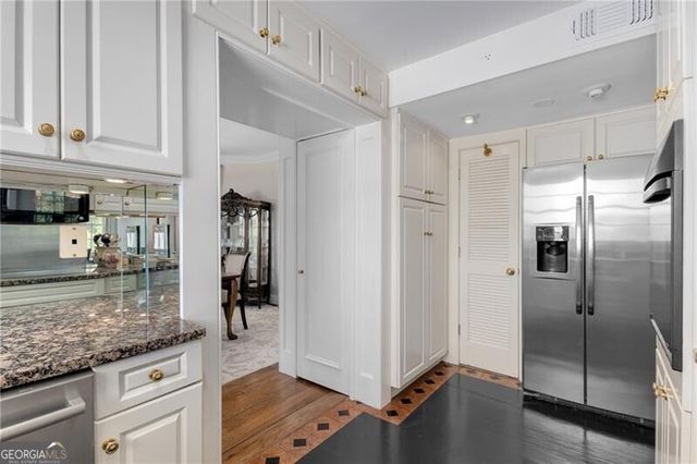 1325 Peachtree Street NE 401, Atlanta, GA 30309