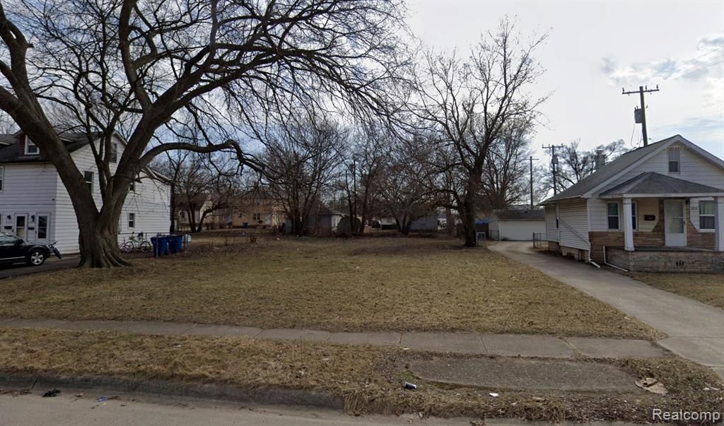 1936 Pearl Avenue, Warren, MI 48091