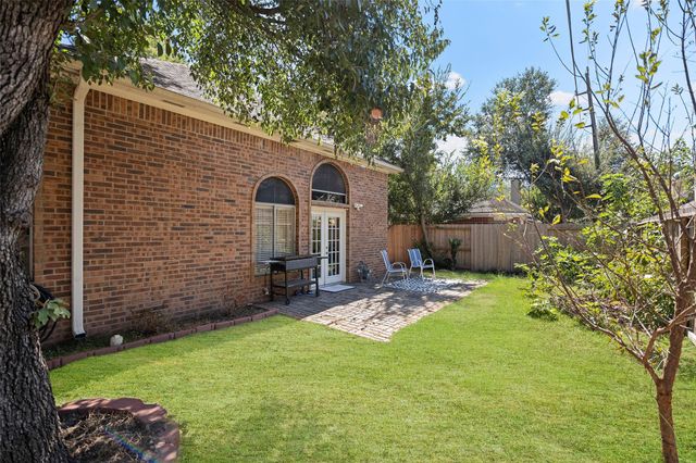 15954 Oak Mountain Drive, Houston, TX 77095