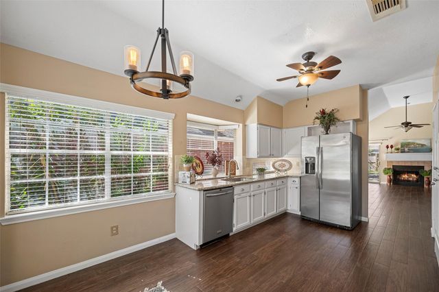 15954 Oak Mountain Drive, Houston, TX 77095