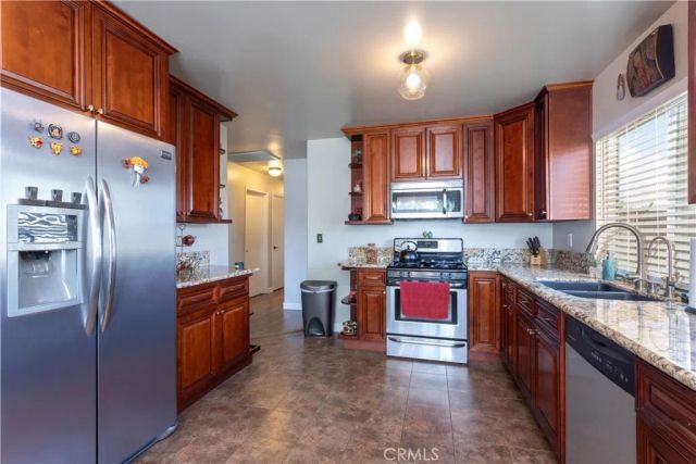 12042 Abacherli, Chino, CA 91710