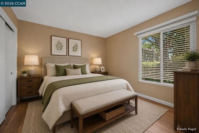 825 Oak Grove Rd 16, Concord, CA 94518