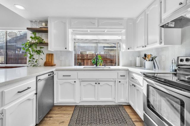 2633 Tierra Grande Cir, Sacramento, CA 95827