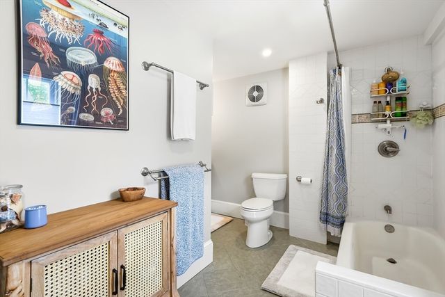 11 Beacon St, Woburn, MA 01801