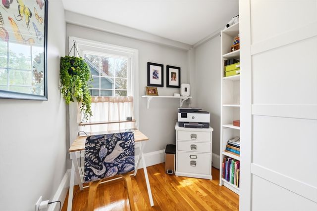 11 Beacon St, Woburn, MA 01801