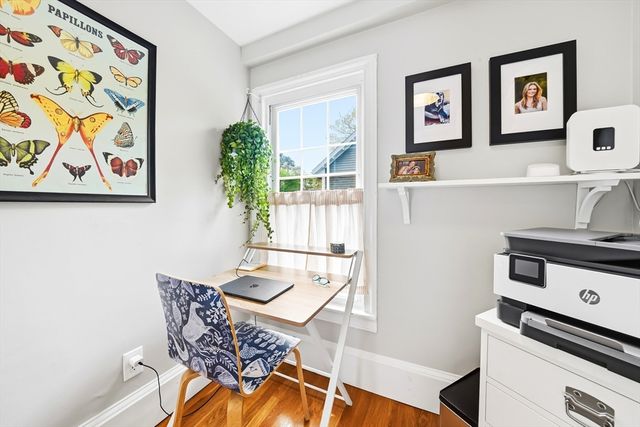 11 Beacon St, Woburn, MA 01801