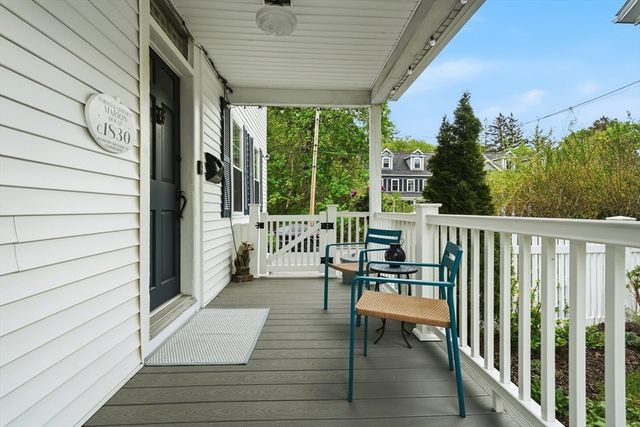 11 Beacon St, Woburn, MA 01801