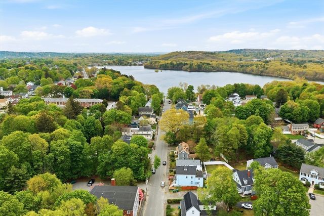 11 Beacon St, Woburn, MA 01801