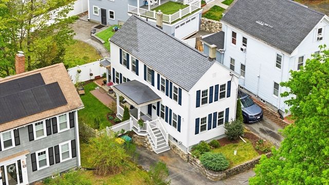 11 Beacon St, Woburn, MA 01801