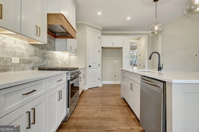 355 Werner Way, Senoia, GA 30276