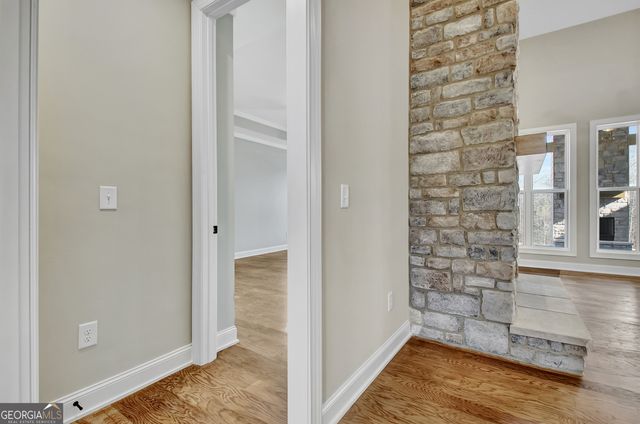 355 Werner Way, Senoia, GA 30276