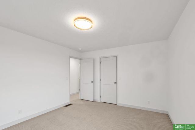 19952 Cinnamon Street, Omaha, NE 68136