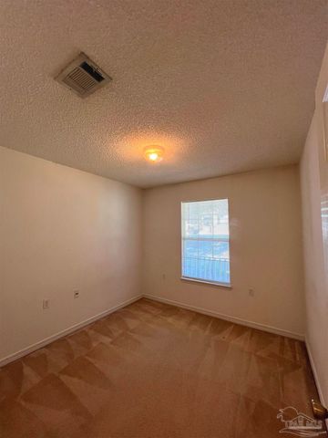 5334 Overbrook Dr, Milton, FL 32570