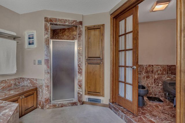 2021 Hillcrest Drive, Saint Cloud, MN 56303