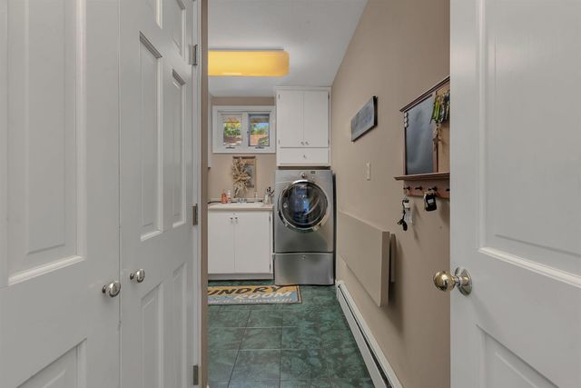 2021 Hillcrest Drive, Saint Cloud, MN 56303