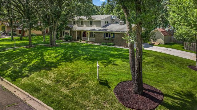 2021 Hillcrest Drive, Saint Cloud, MN 56303