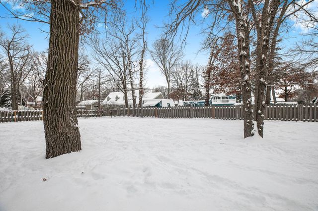 2021 Hillcrest Drive, Saint Cloud, MN 56303