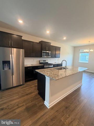 6504 BULLRUSH CT, Clinton, MD 20735
