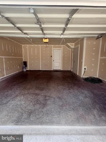 6504 BULLRUSH CT, Clinton, MD 20735