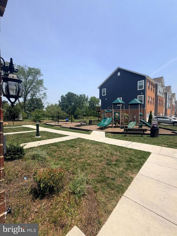 6504 BULLRUSH CT, Clinton, MD 20735