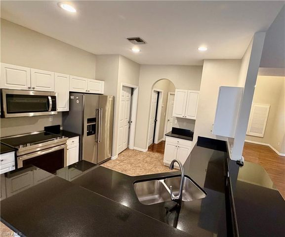 1466 Argyle DR, Fort Myers, FL 33919
