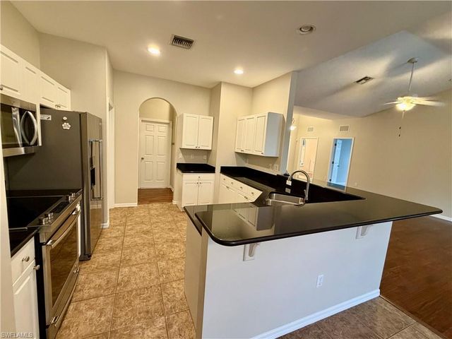 1466 Argyle DR, Fort Myers, FL 33919