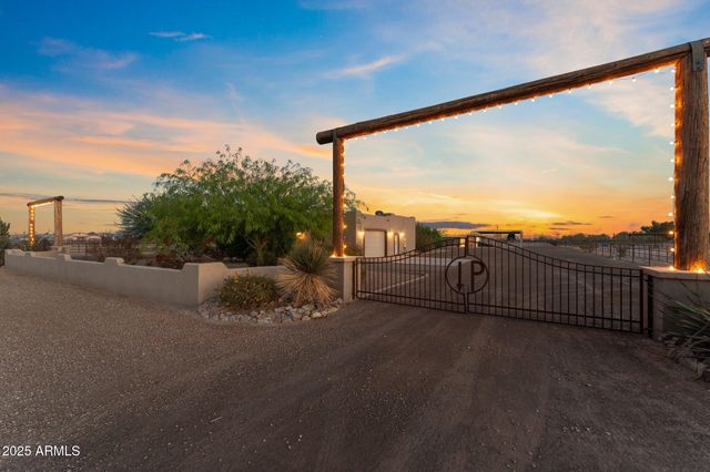 17789 W Peakview Road, Surprise, AZ 85387