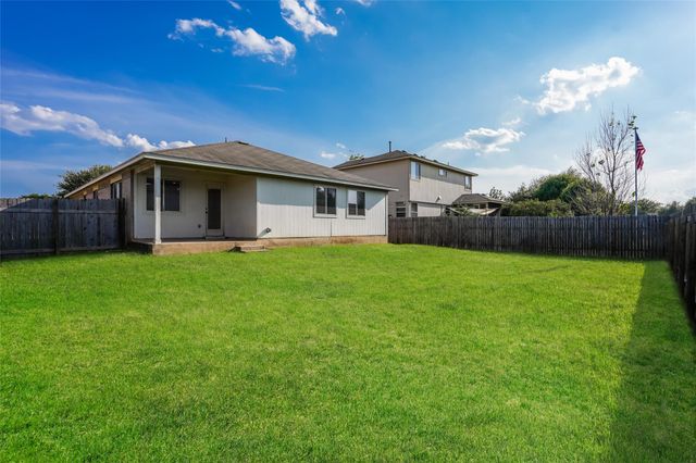 813 Middle Brook DR, Leander, TX 78641