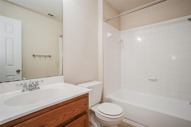 813 Middle Brook DR, Leander, TX 78641