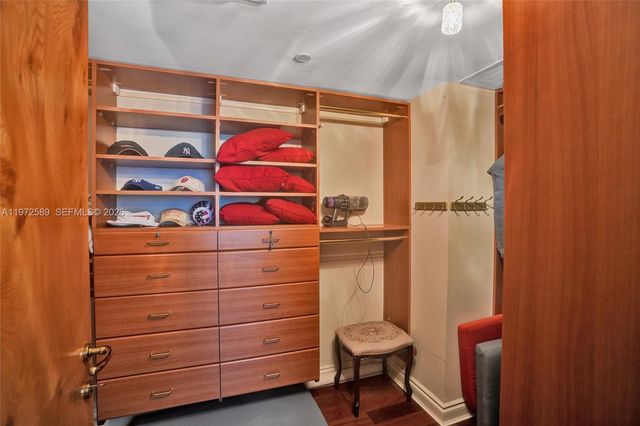 17555 Collins Ave 1701, Sunny Isles Beach, FL 33160