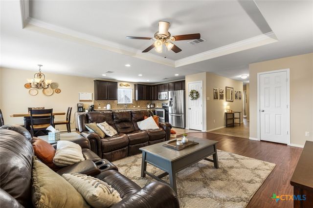 1203 Cozy Creek Drive, Temple, TX 76502