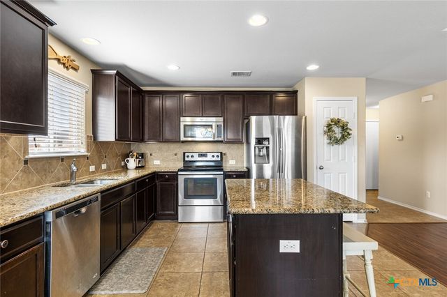 1203 Cozy Creek Drive, Temple, TX 76502