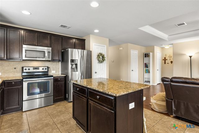 1203 Cozy Creek Drive, Temple, TX 76502