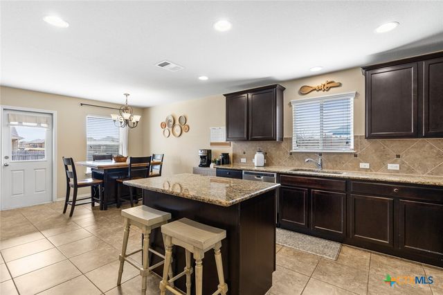 1203 Cozy Creek Drive, Temple, TX 76502