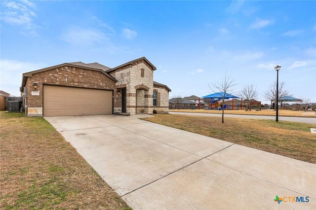 1203 Cozy Creek Drive, Temple, TX 76502