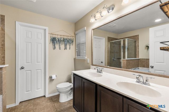 1203 Cozy Creek Drive, Temple, TX 76502