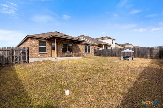 1203 Cozy Creek Drive, Temple, TX 76502
