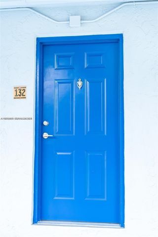 9460 Fontainebleau Blvd 132, Miami, FL 33172