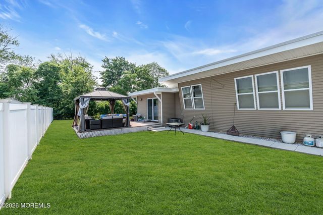 488 Amherst Drive, Brick, NJ 08723