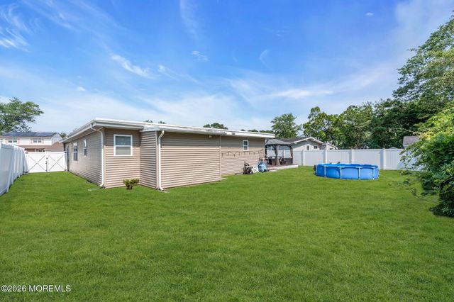 488 Amherst Drive, Brick, NJ 08723