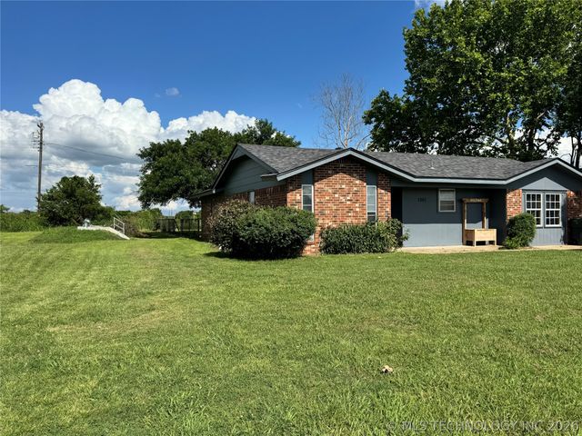 1001 S Choctaw, Caddo, OK 74729