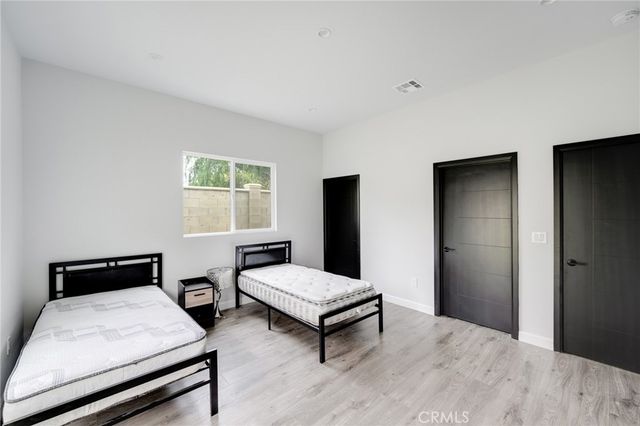 8806 Enfield Avenue, Northridge, CA 91325